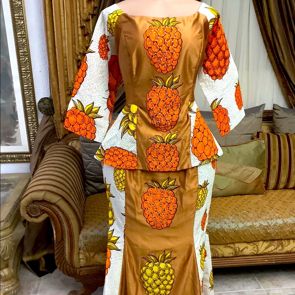 AFRICAN ATTIRE SET W/HEADTIE